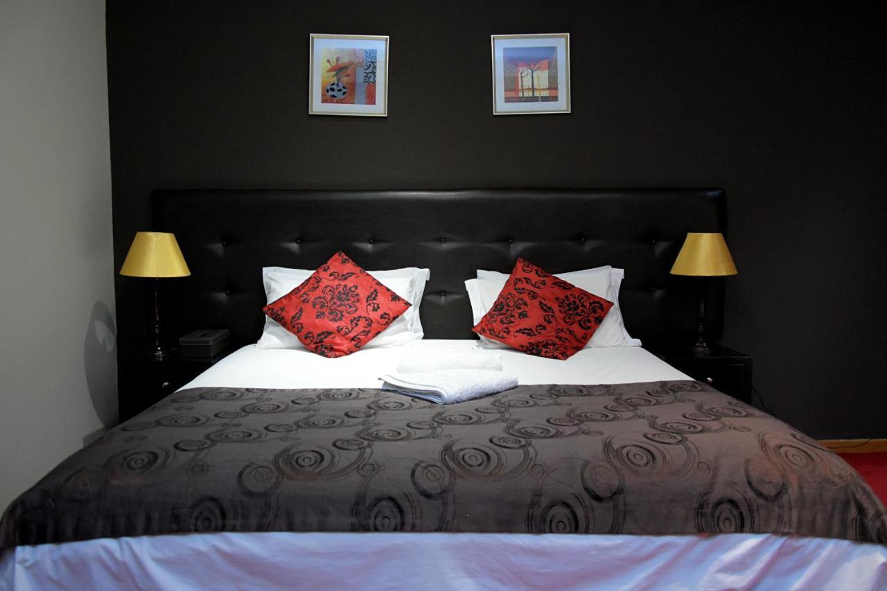 Houghton Guest House Johannesburg Bagian luar foto