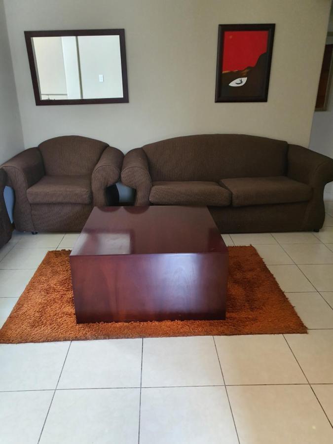 Houghton Guest House Johannesburg Bagian luar foto