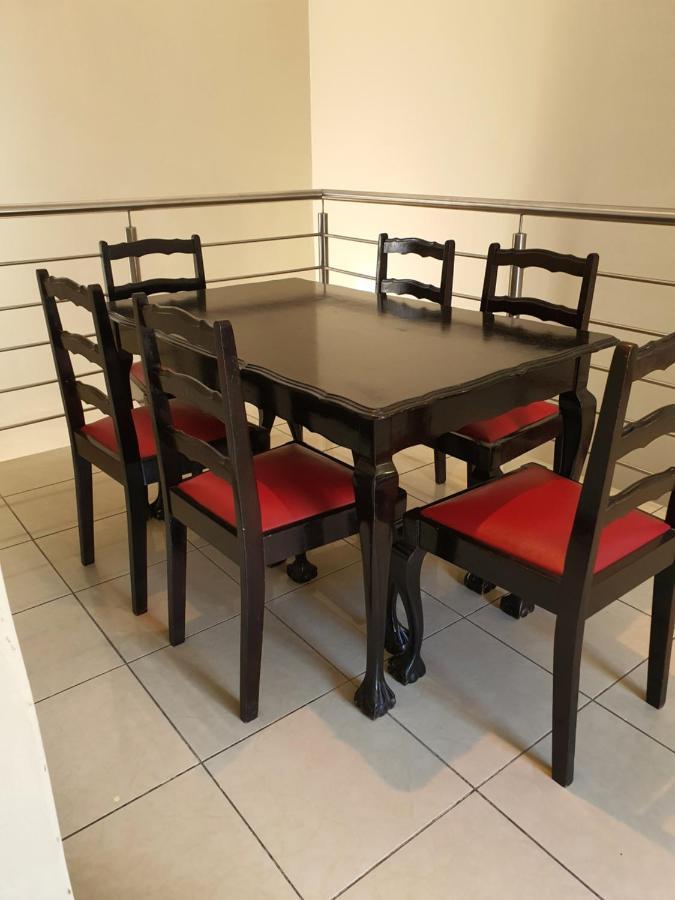 Houghton Guest House Johannesburg Bagian luar foto