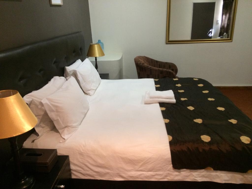 Houghton Guest House Johannesburg Bagian luar foto